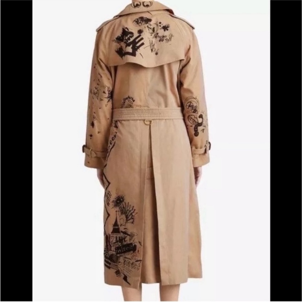 Burberry Kris Wu Grafitti coat usa 2 can fit small as well - Picture 2 of 16